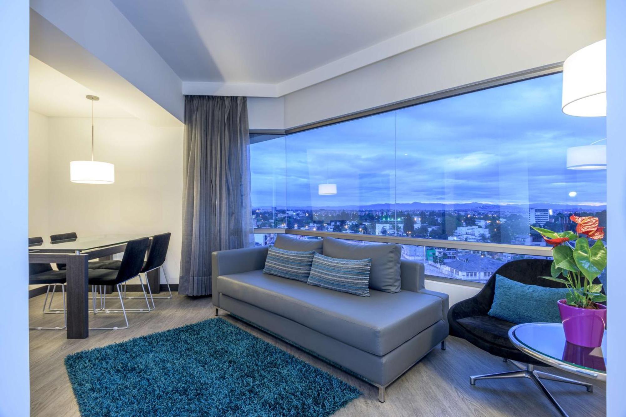 Отель Nh Bogota Urban 26 Royal Экстерьер фото