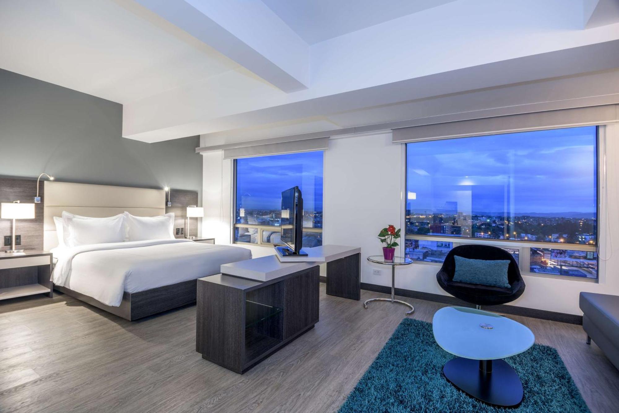 Отель Nh Bogota Urban 26 Royal Экстерьер фото