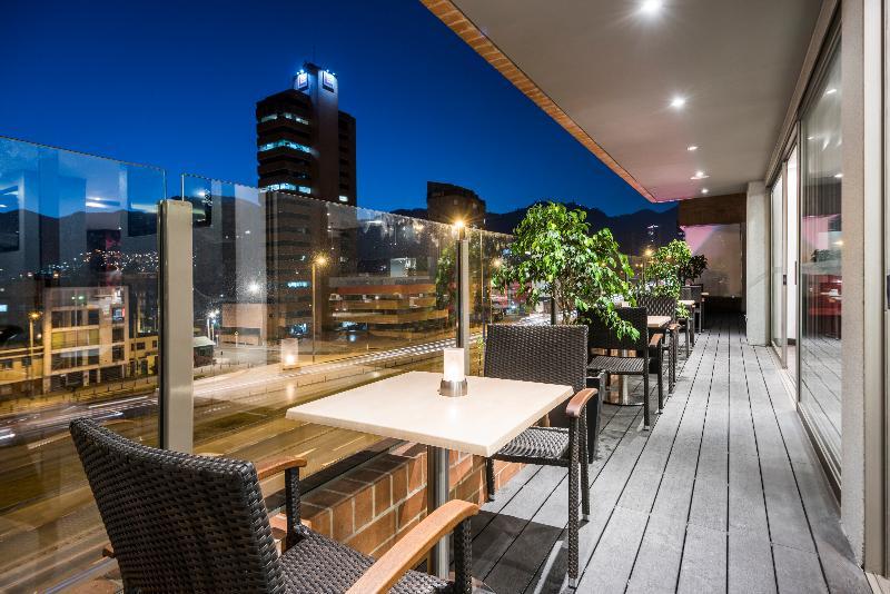 Отель Nh Bogota Urban 26 Royal Экстерьер фото